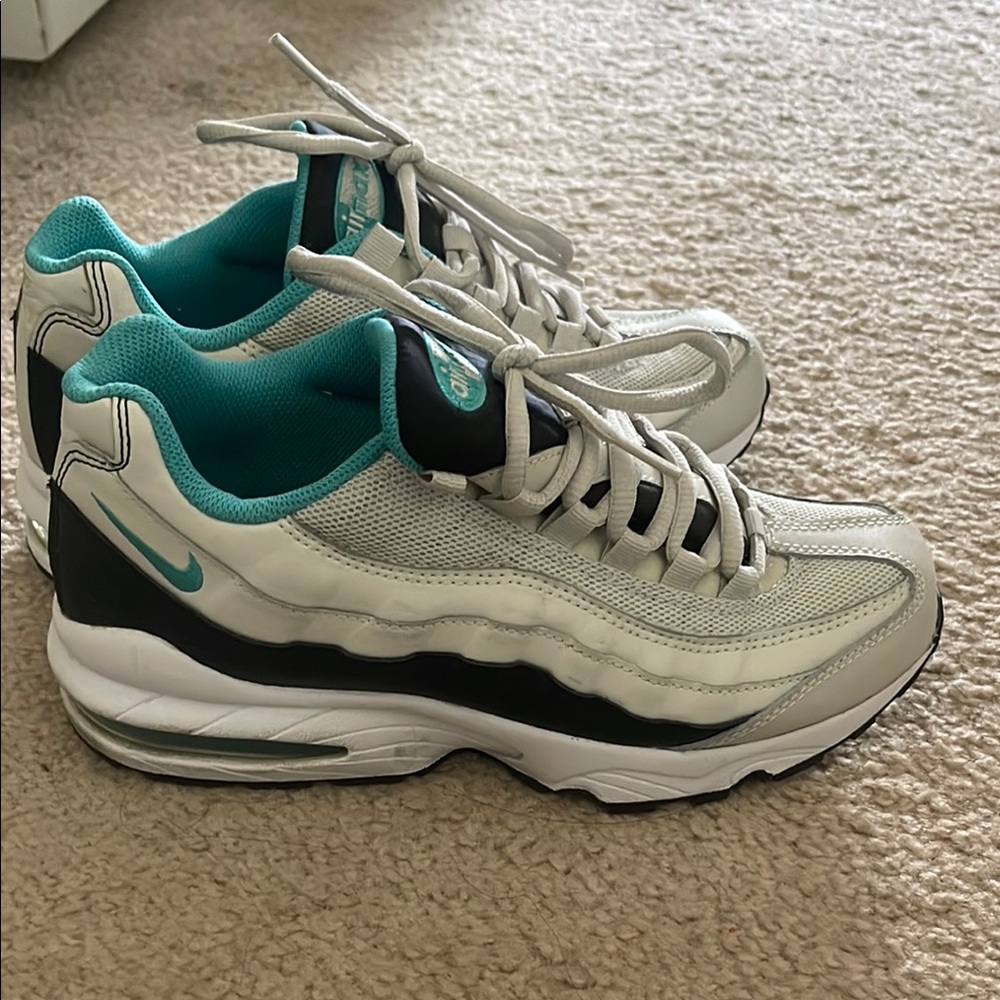 Nike Air Max 95 White and Teal Sneakers